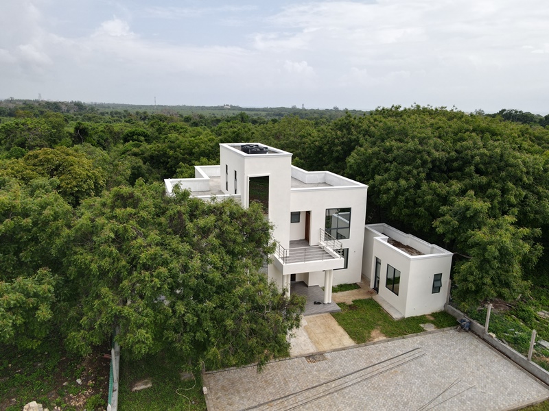 The Kuruwitu Gardens